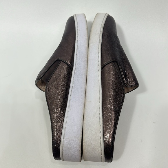 Vionic Dakota Metalic Brown Slip on Sneakers size 8.5 - Picture 3 of 8